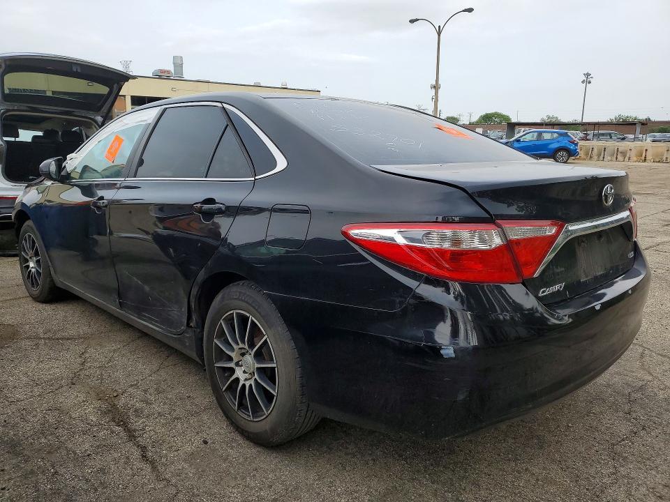 2016 Toyota Camry le