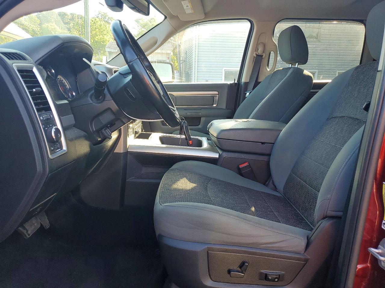 2017 Dodge RAM 1500 SLT