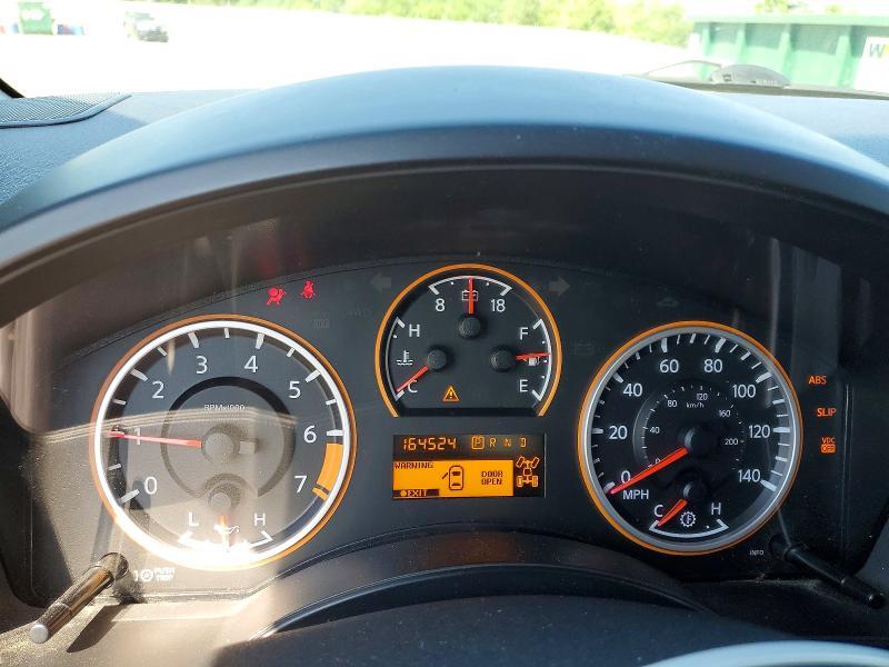 2011 Nissan Titan SV