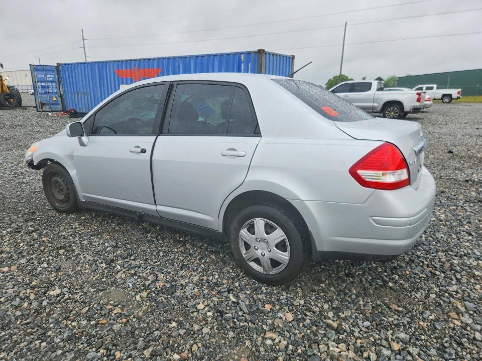 2010 Nissan Versa 1.8 s