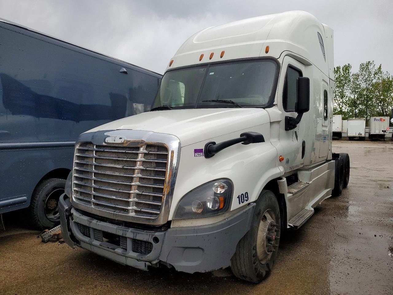 2016 Freigliner 2016 Freightliner Cascadia 125 Semi Truck