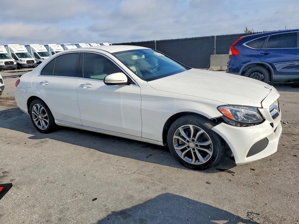 2015 Mercedes-Benz C 300 4matic