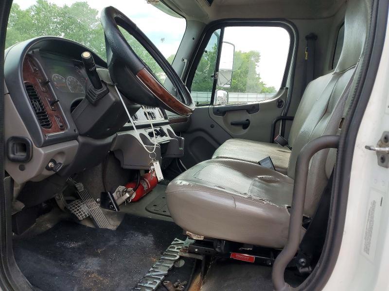 2016 Freightliner M2 106 Medium Duty
