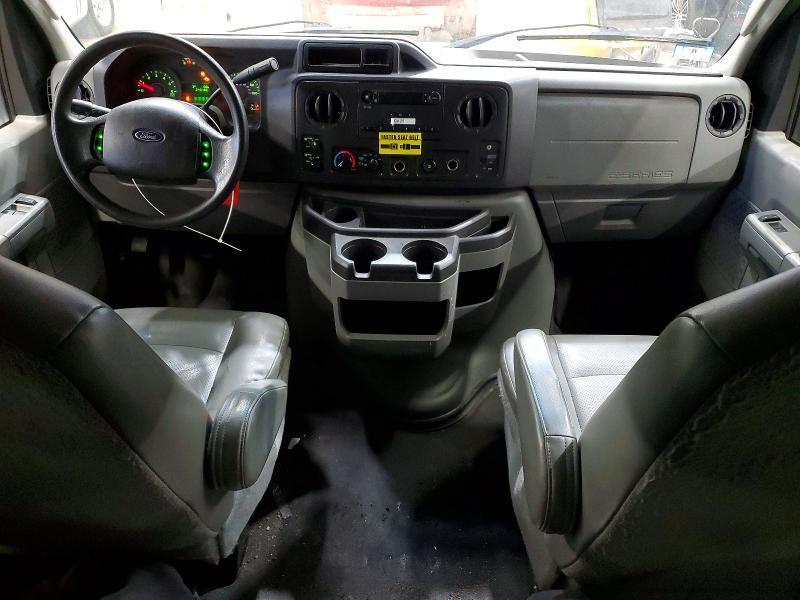 2012 Ford Econoline E350 Super Duty Wagon