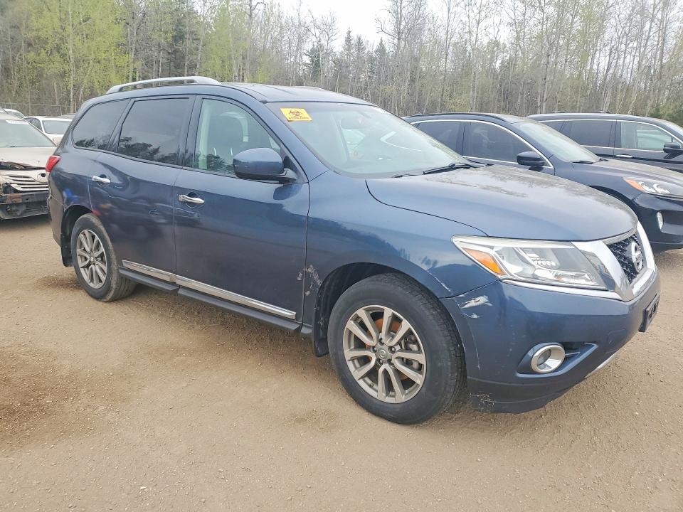 2014 Nissan Pathfinder s