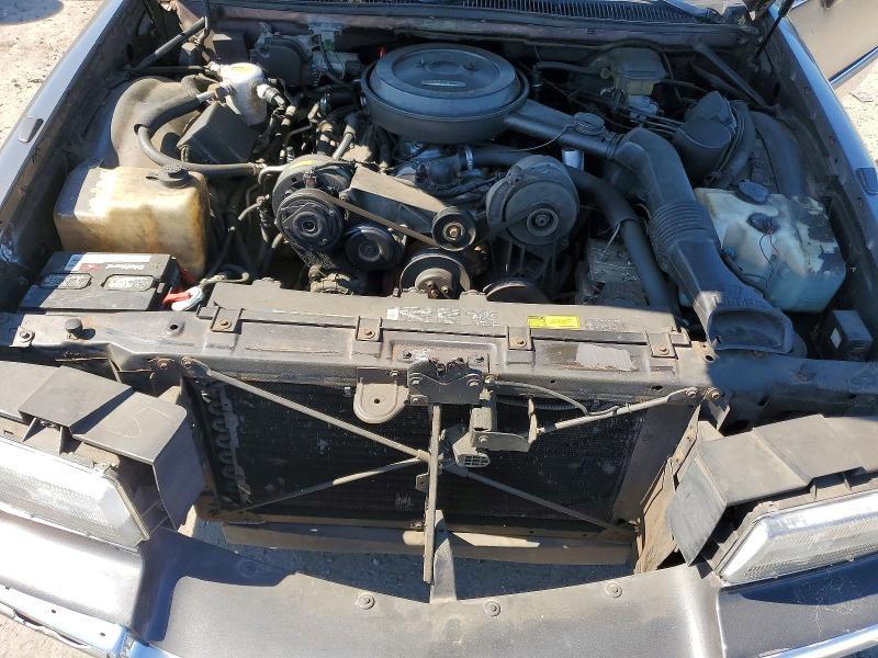 1993 Cadillac Fleetwood Chassis