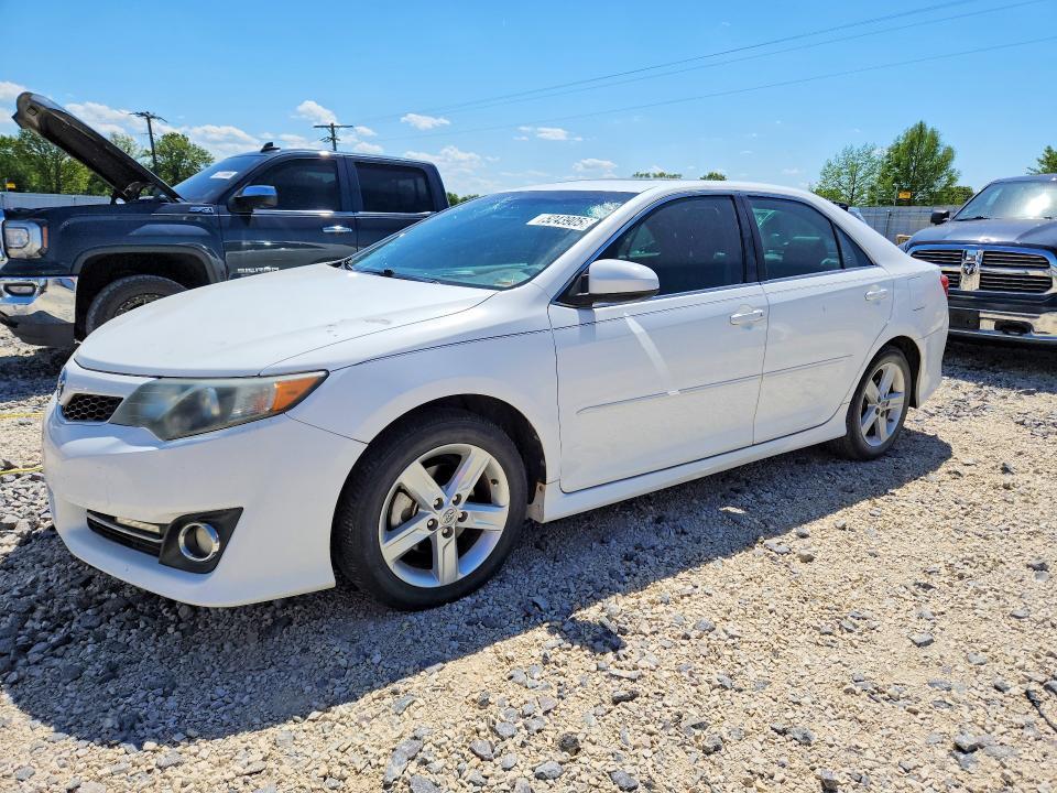 2013 Toyota Camry se