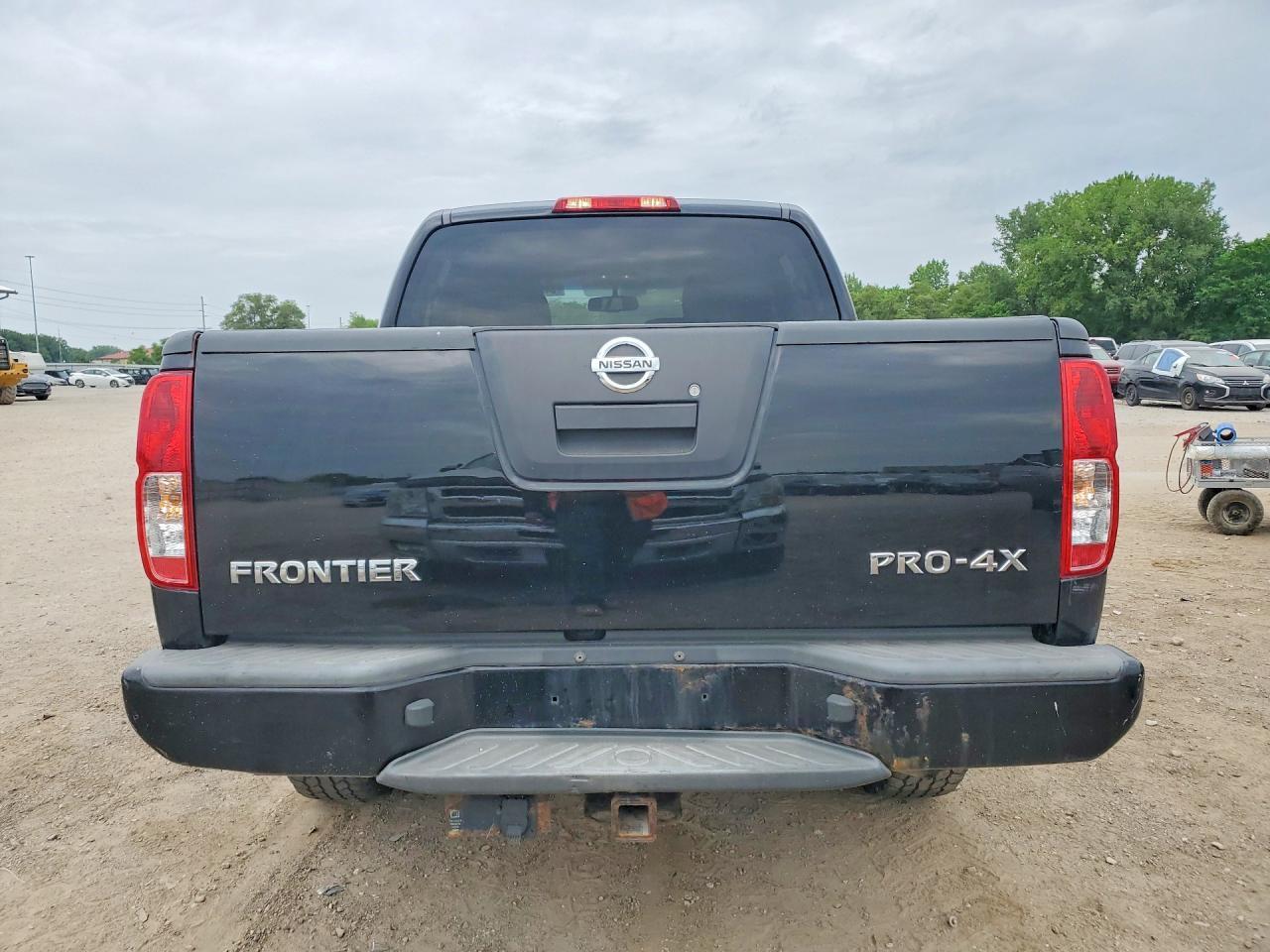 2011 Nissan Frontier S