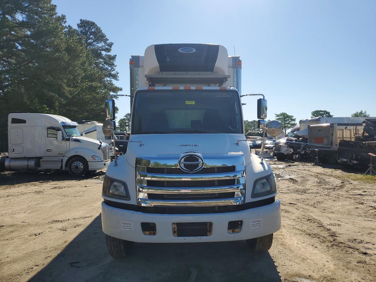2017 Hino 258 268