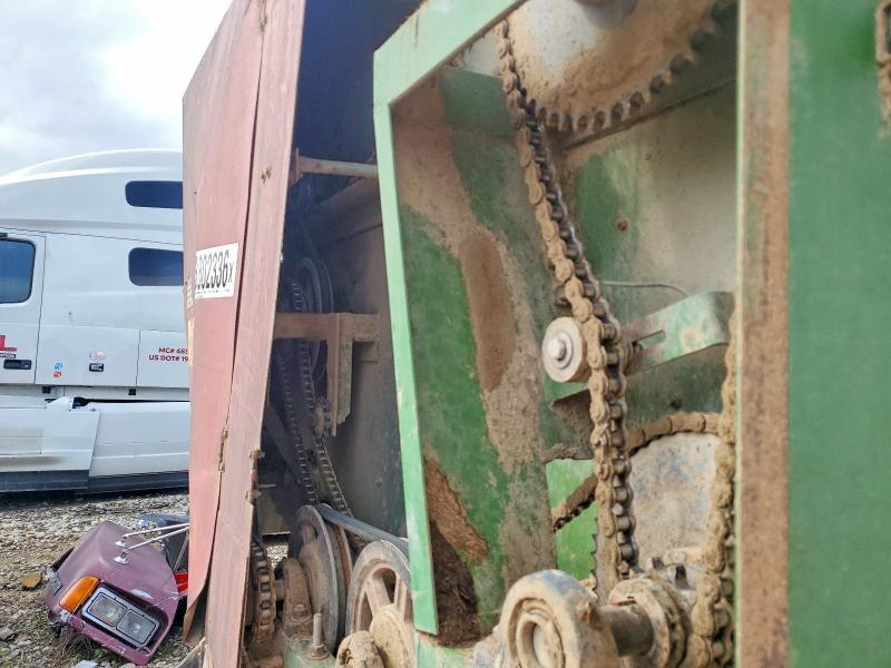 1999 International 4800 Feed Delivery Truck