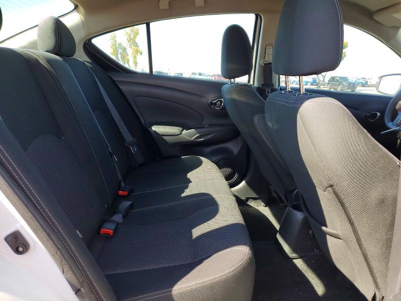 2017 Nissan Versa 1.6 sv