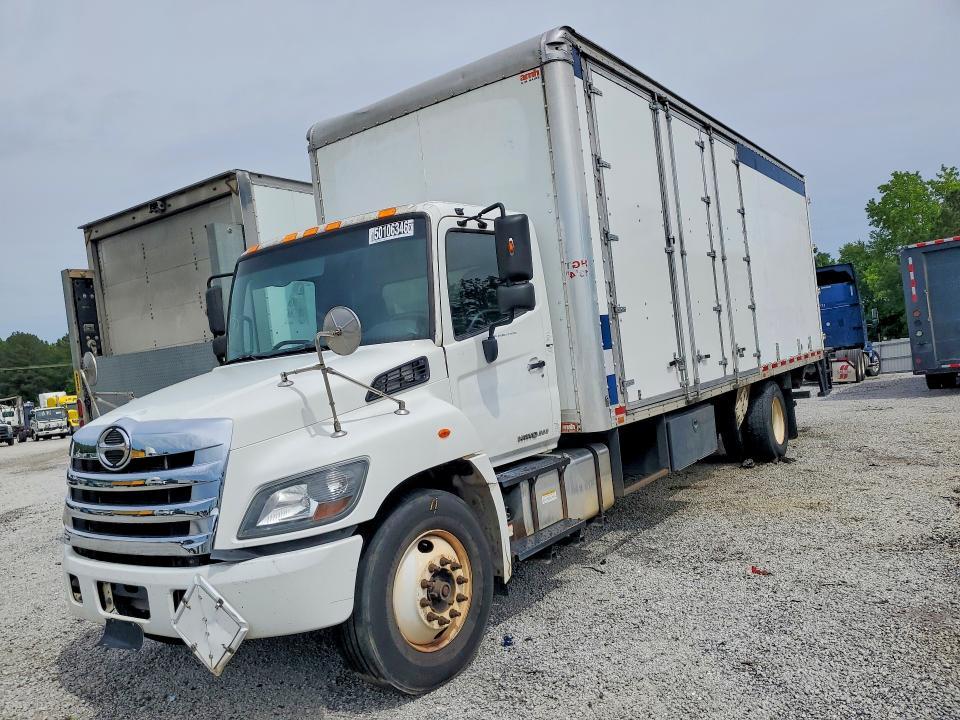 2017 Hino 258/268 BOX Truck