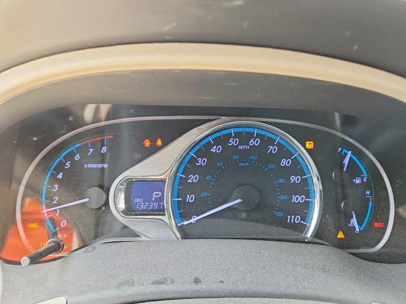 2012 Toyota Sienna xle 8-passenger