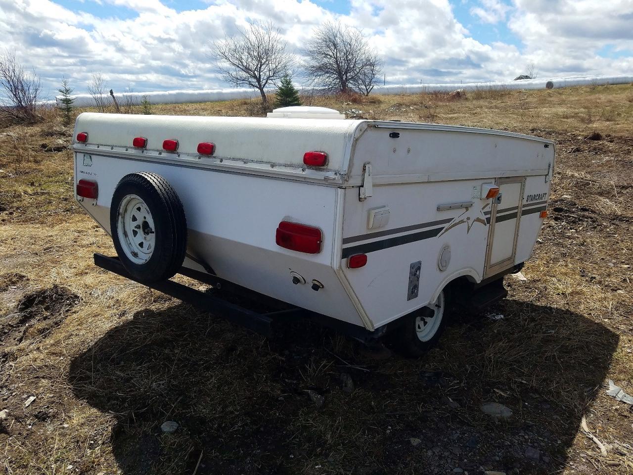 2004 Starcraft Camper