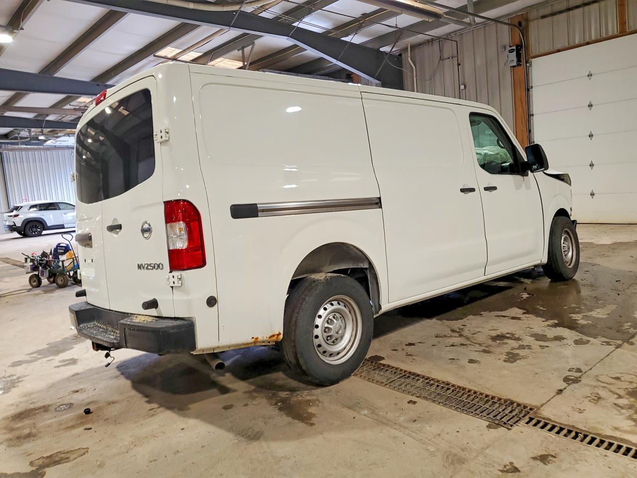 2017 Nissan NV 2500 Delivery Van