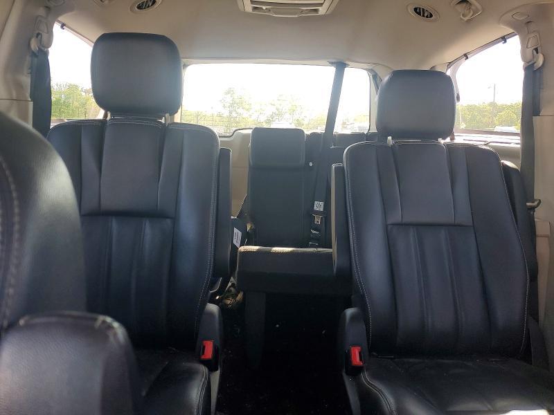 2014 Chrysler Town & Country Touring