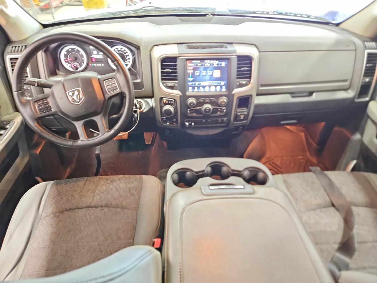 2014 Dodge RAM 1500 SLT
