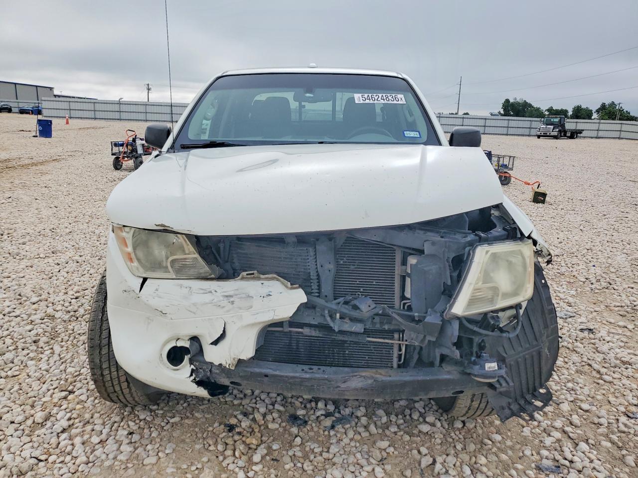 2014 Nissan Frontier S