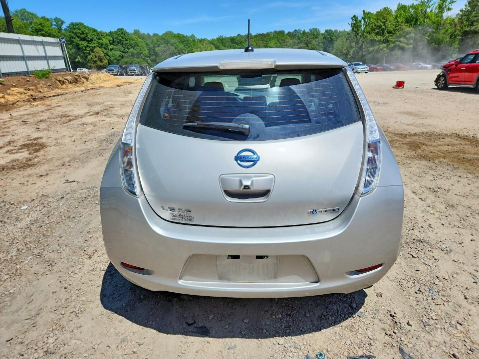 2016 Nissan Leaf sv