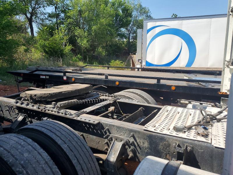 2007 Volv O VNL Semi Truck