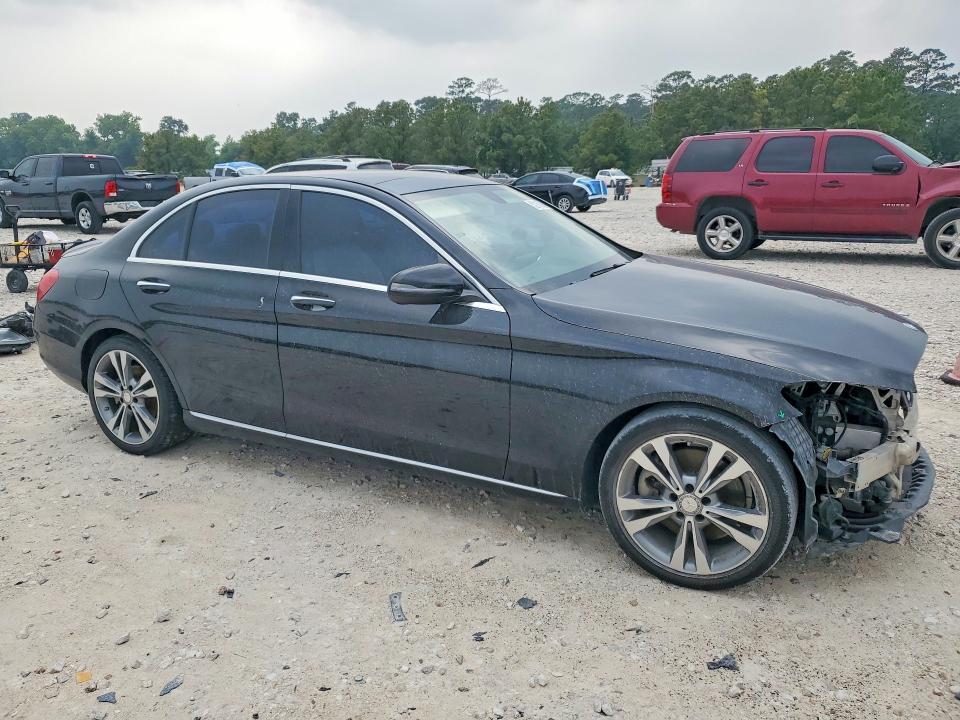 2016 Mercedes-Benz C300