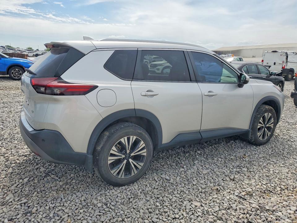 2022 Nissan Rogue sv
