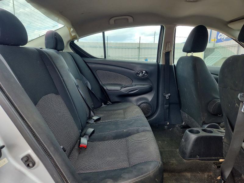 2015 Nissan Versa 1.6 sv