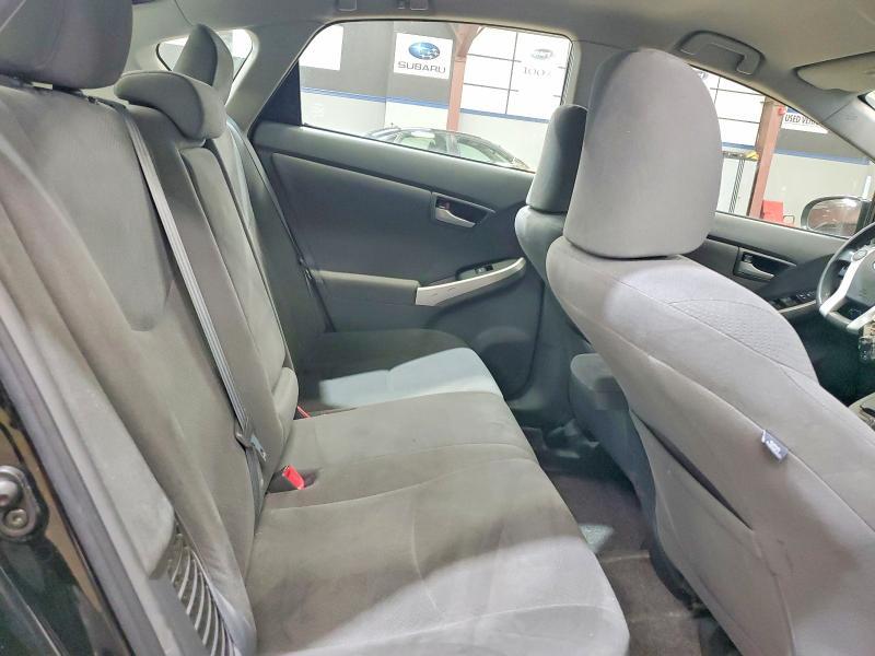 2010 Toyota Prius ii