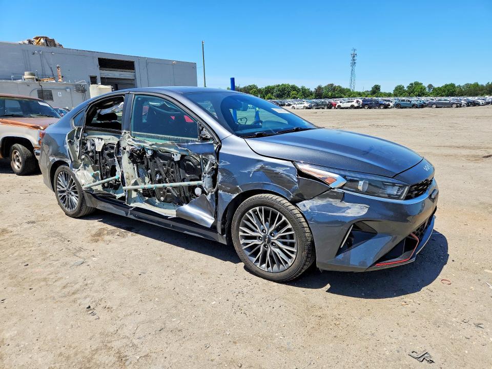 2022 KIA Forte gt Line