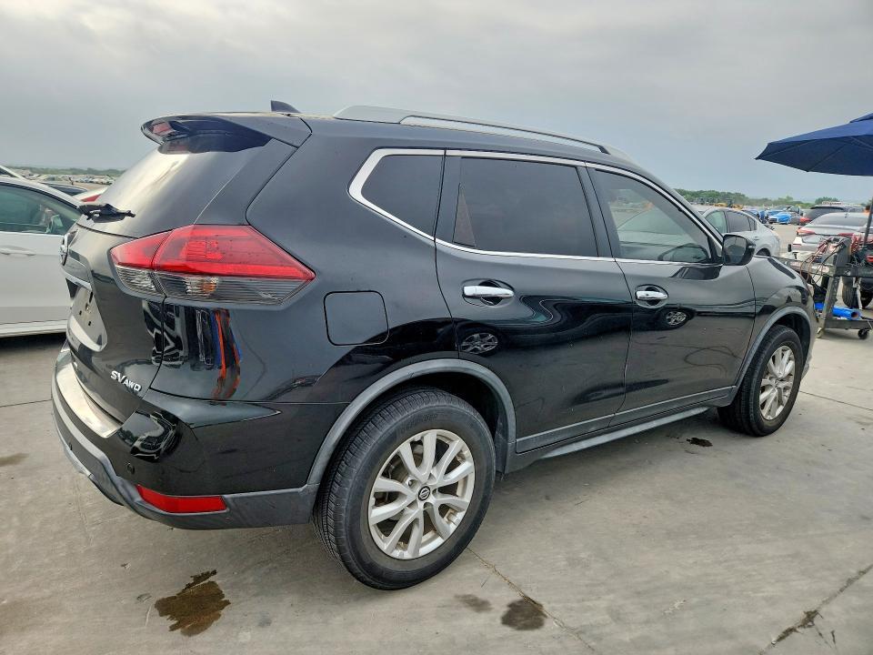 2019 Nissan Rogue sv