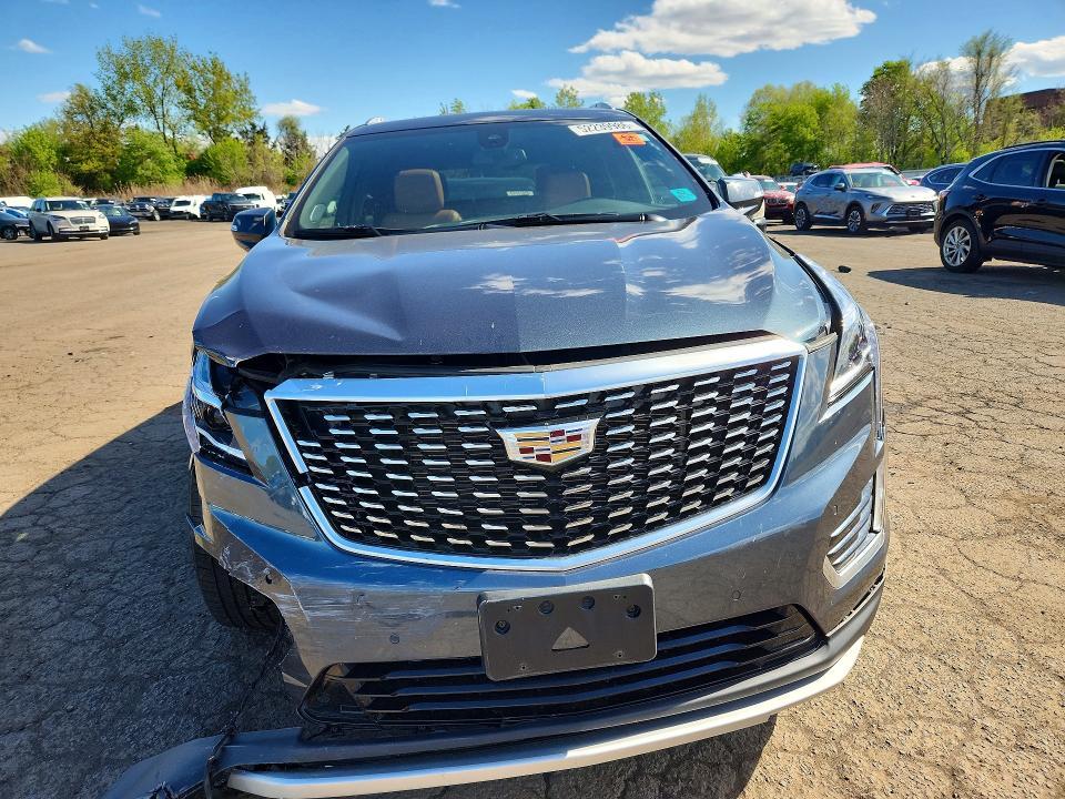 2020 Cadillac XT5 Premium Luxury