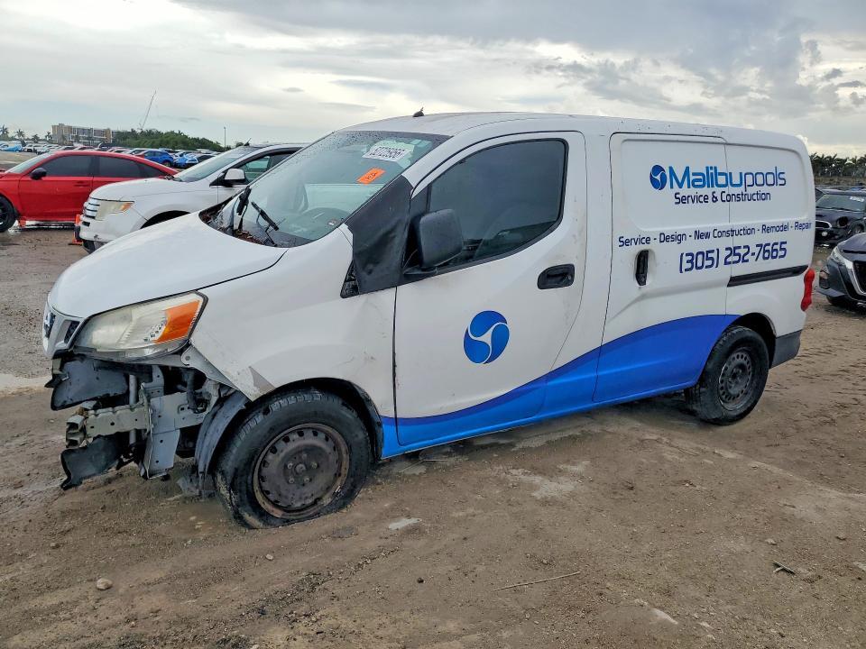 2015 Nissan NV200