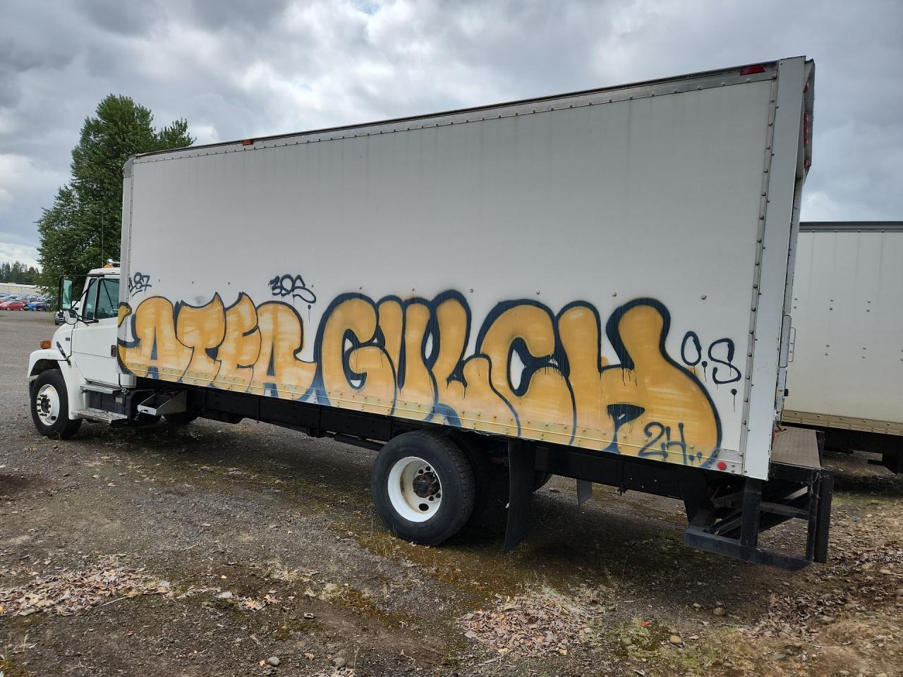 2001 Freigliner 2001 Freightliner FL70