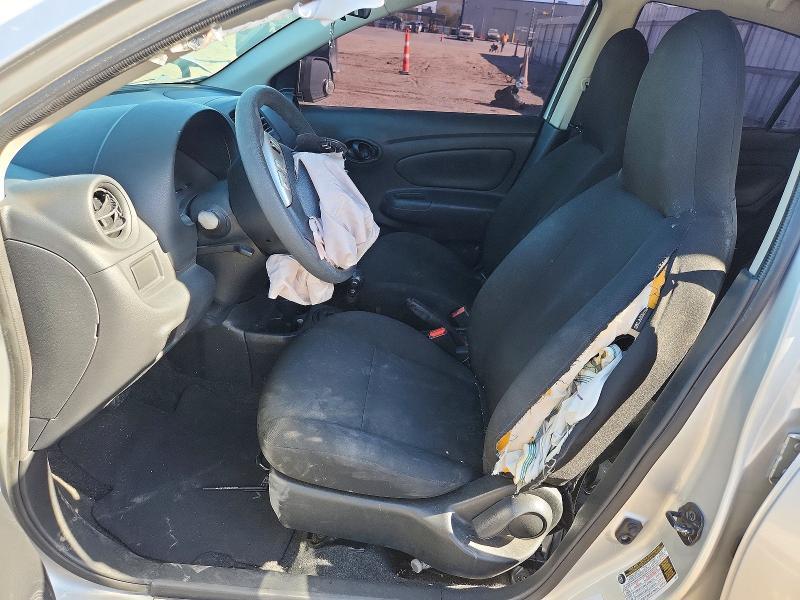 2015 Nissan Versa 1.6 s Plus