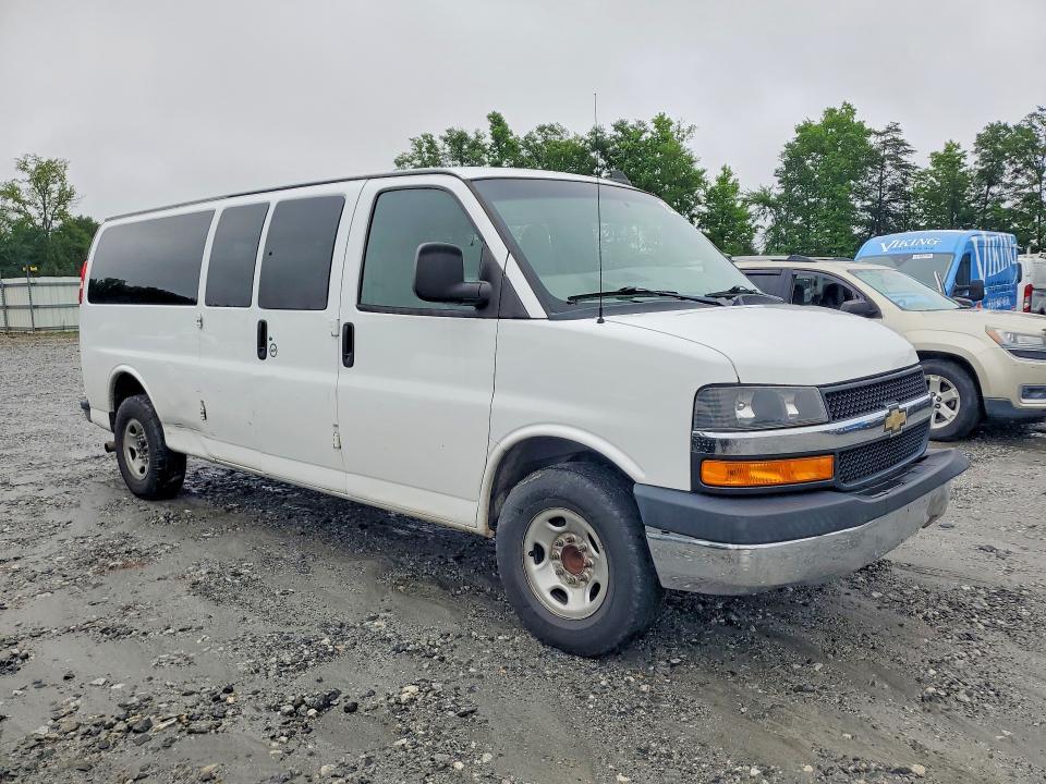 2018 Chevrolet Express G3500 LT