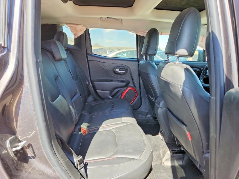 2017 Jeep Renegade Trailhawk