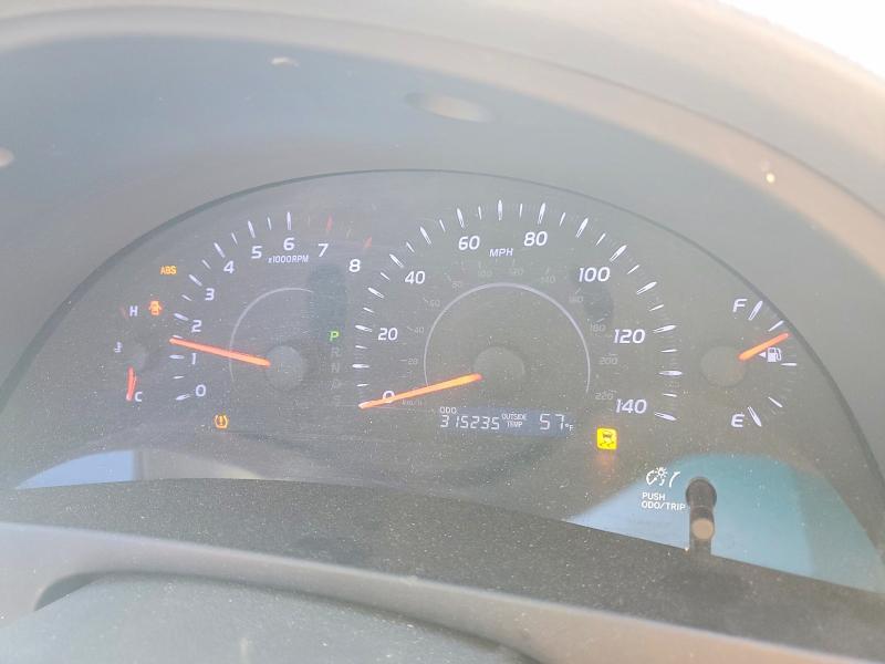 2010 Toyota Camry le