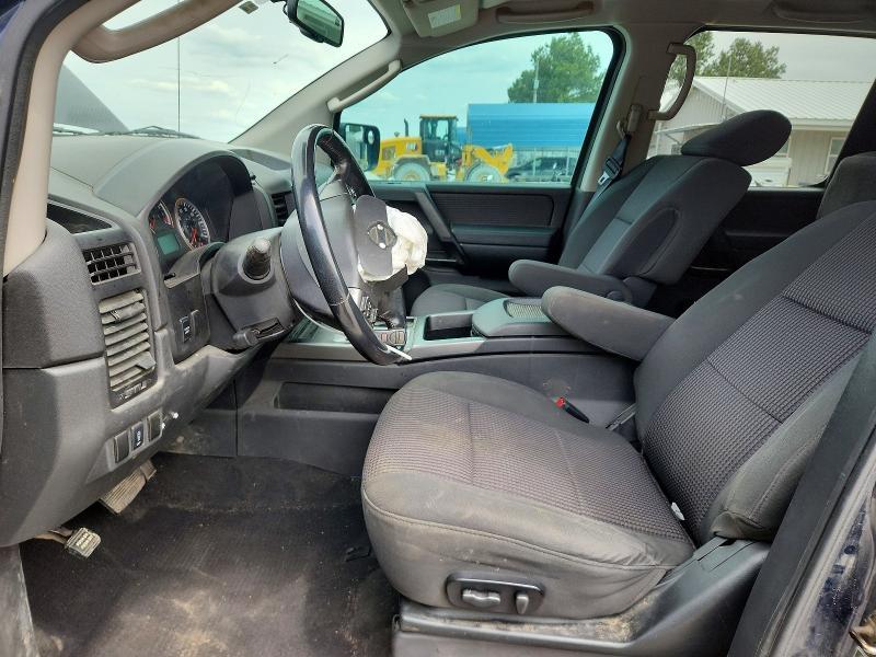 2010 Nissan Titan SE