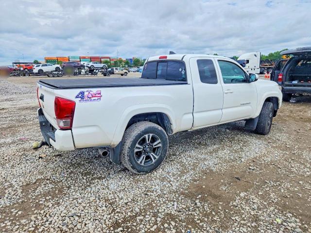 2016 Toyota Tacoma TRD Sport
