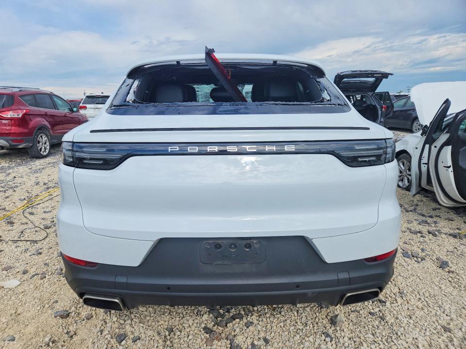 2022 Porsche Cayenne Coupe