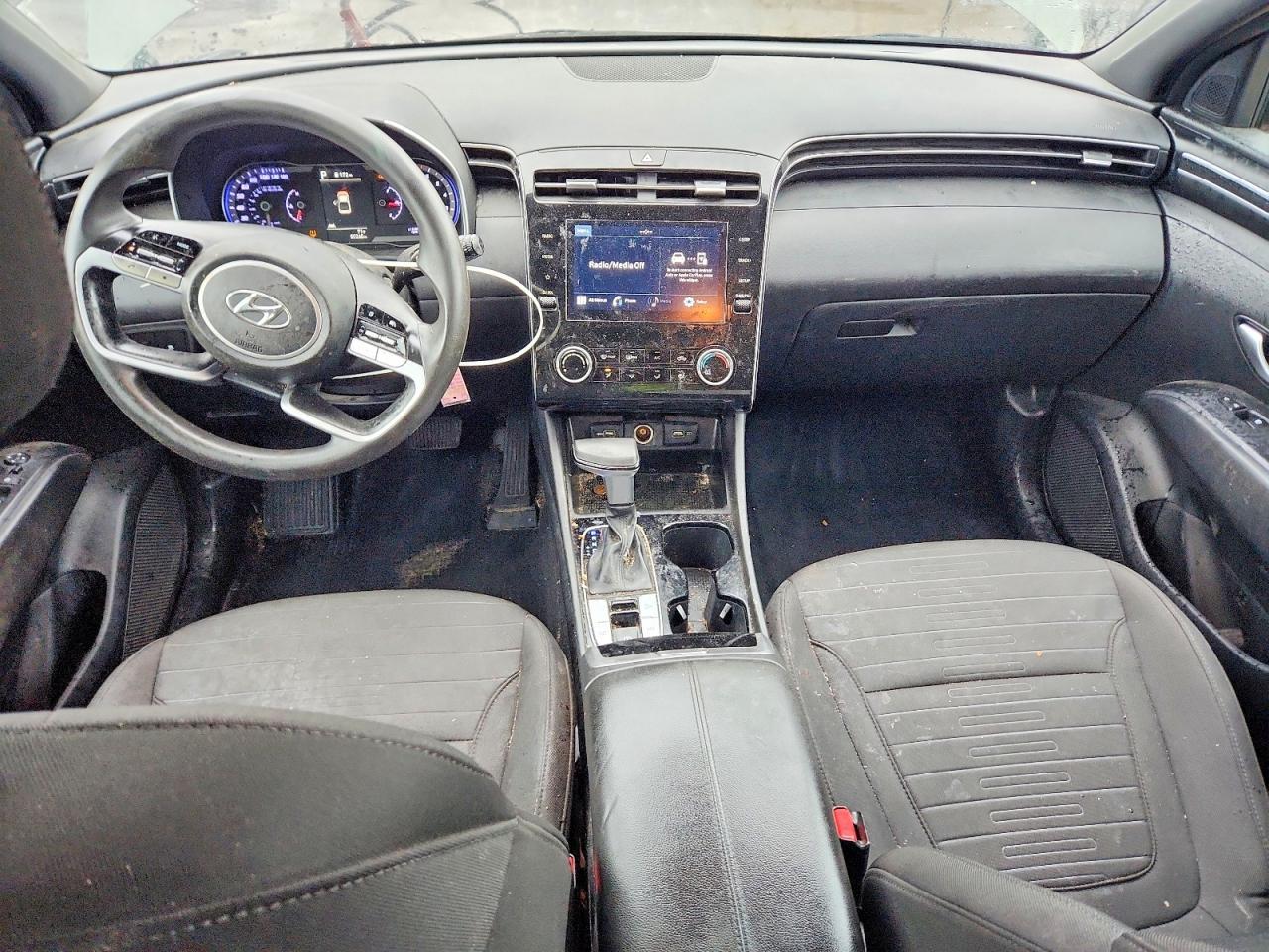 2024 Hyundai Santa Cruz SE