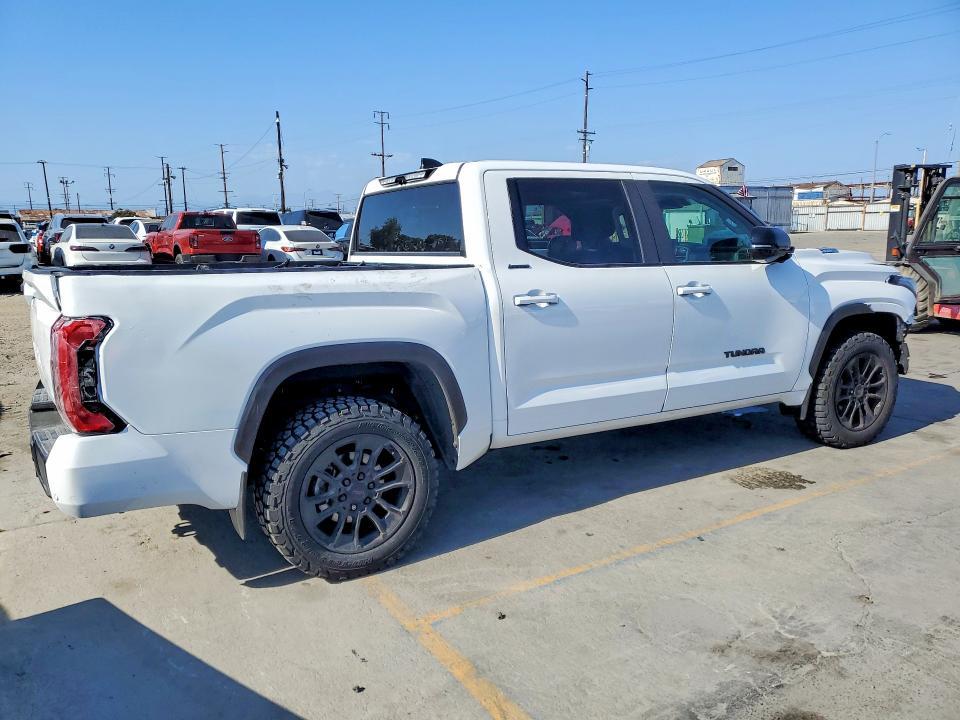 2024 Toyota Tundra Limited HV