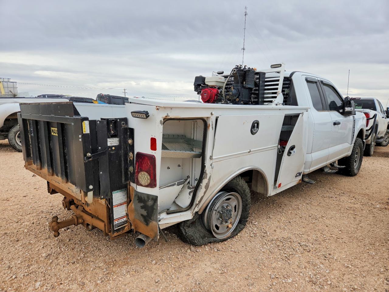 2024 Ford F350 Super Duty Utility / Service Truck