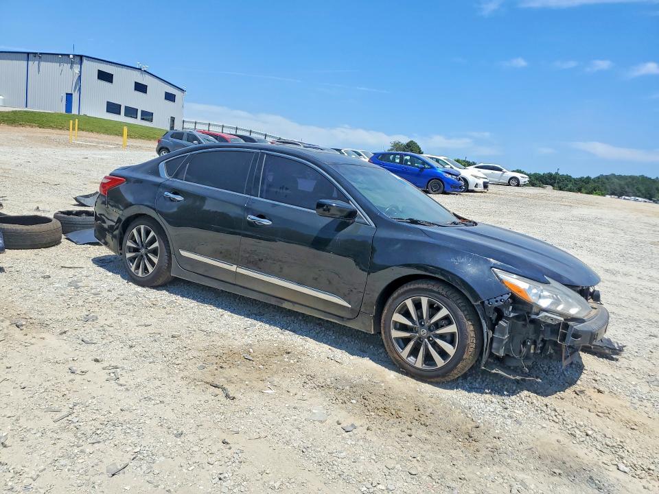 2016 Nissan Altima 2.5 sv