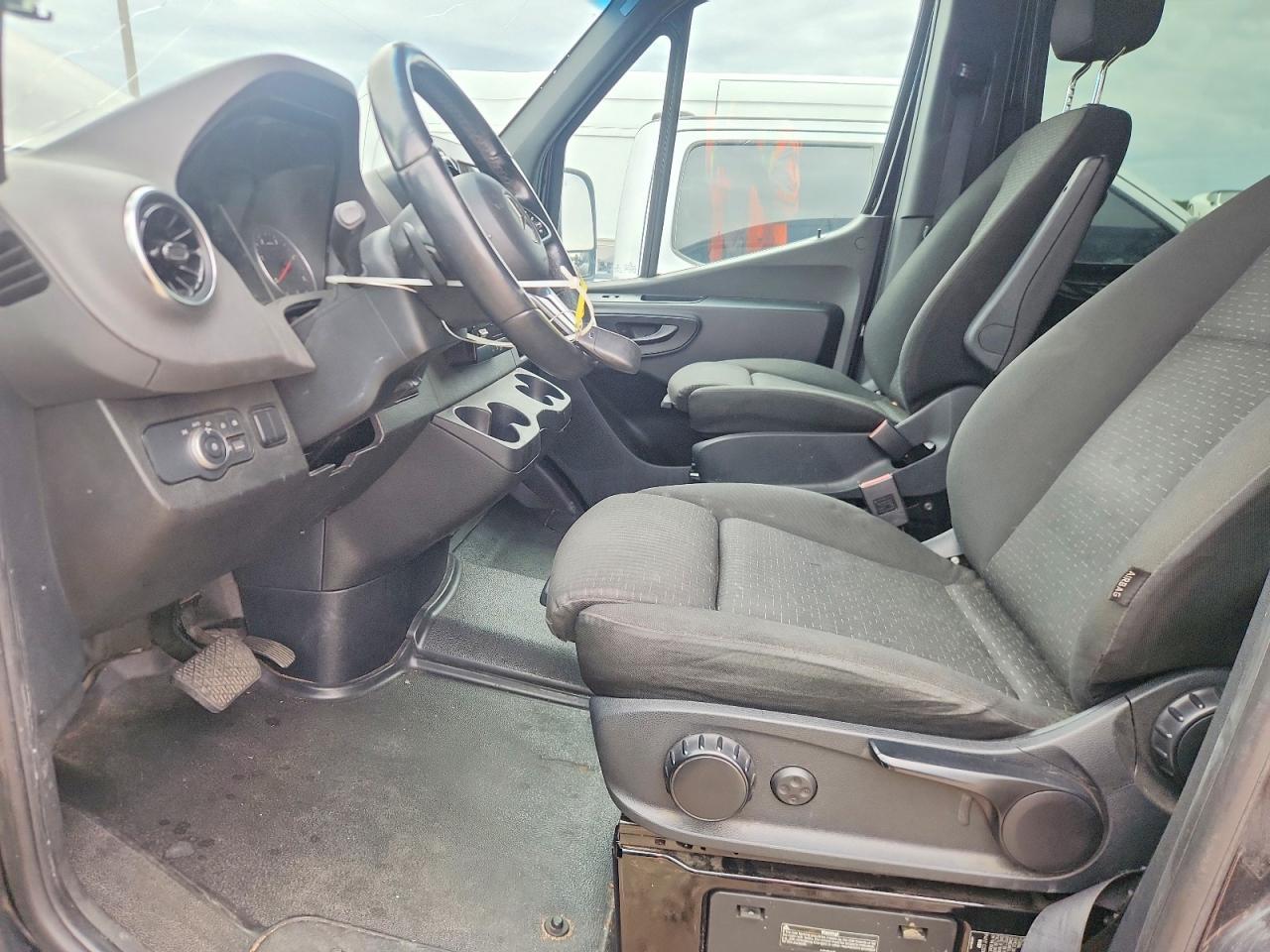 2023 Mercedes-Benz Sprinter Cargo