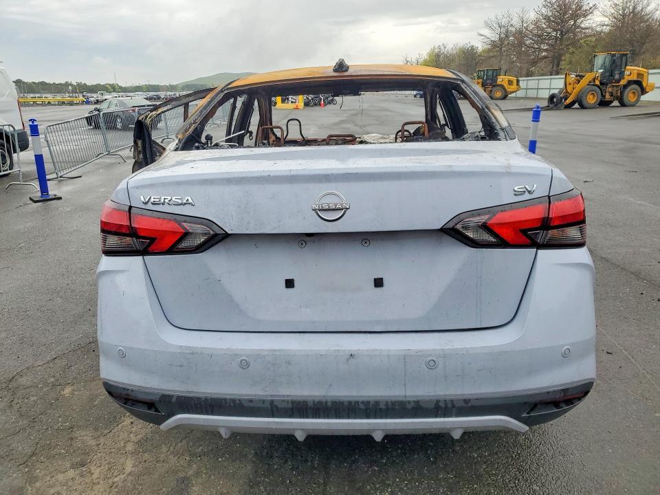 2024 Nissan Versa sv