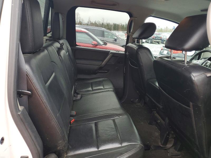 2014 Nissan Titan S
