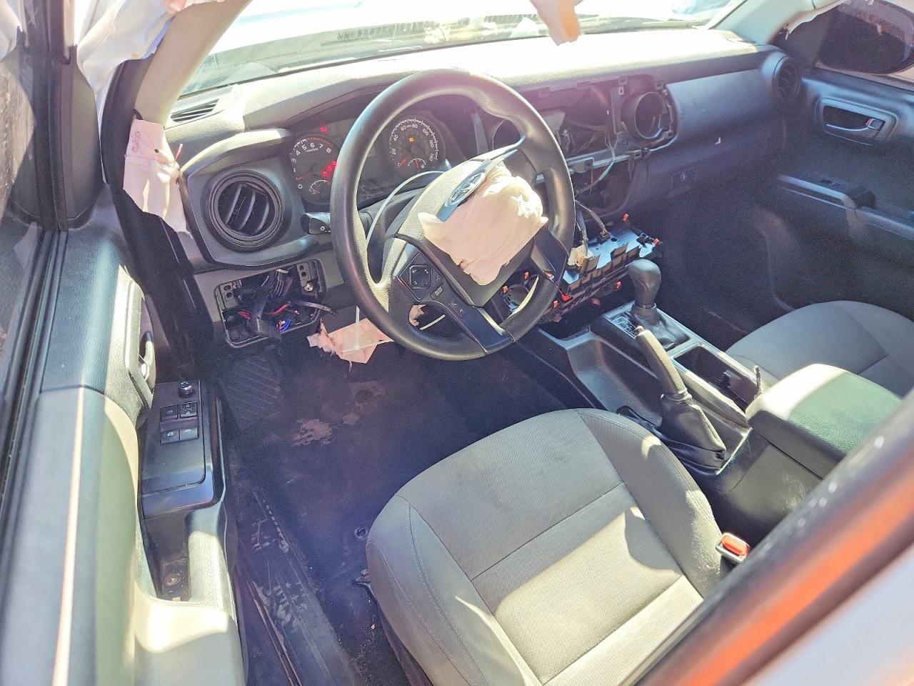 2017 Toyota Tacoma SR