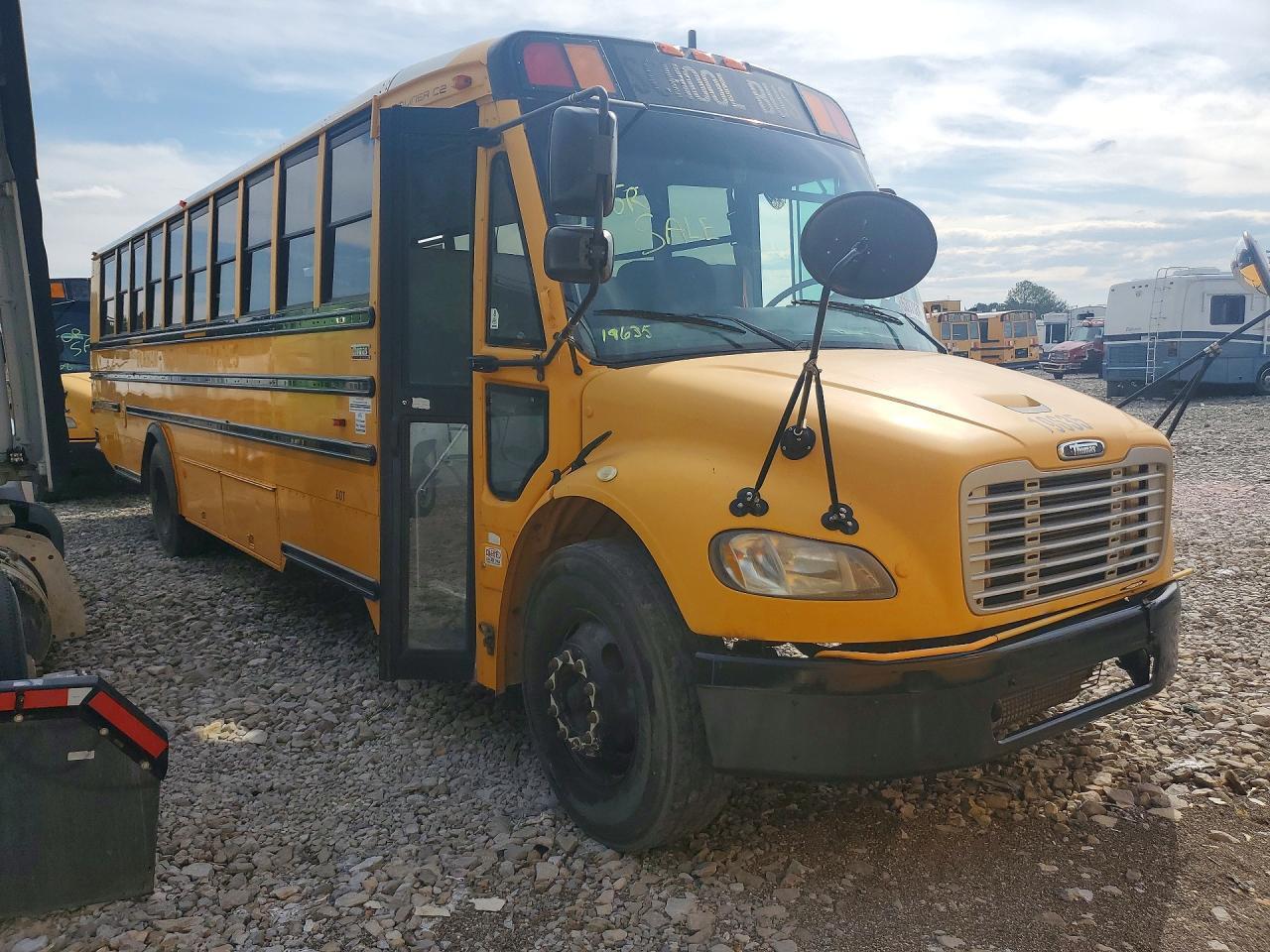 2011 Thomabuses 2011 Thomas SAF-T-LINER C2-School Bus