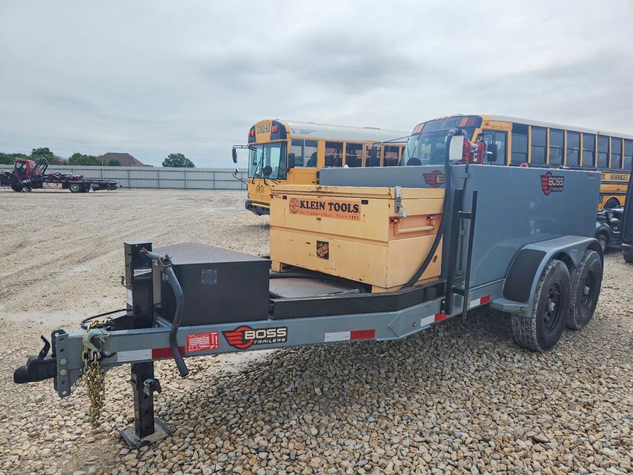 2020 Boss 990 Fuel Tank Trailer